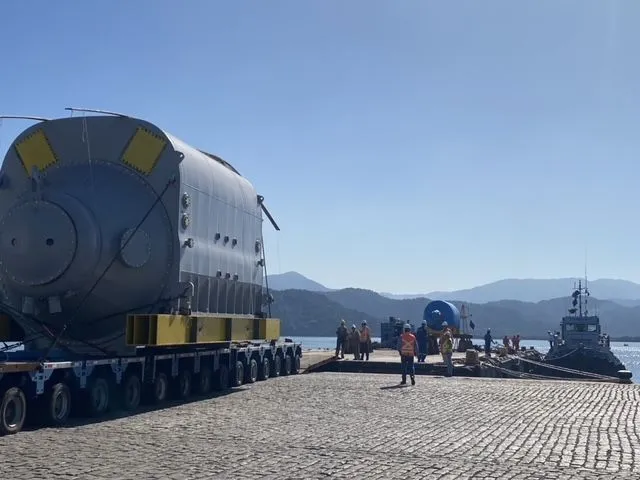 Operação portuária
